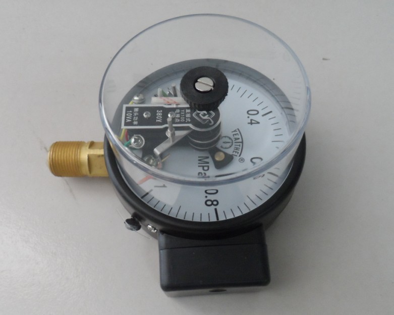 pressure gauge